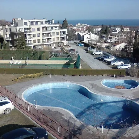 See Sunrise Apartment *